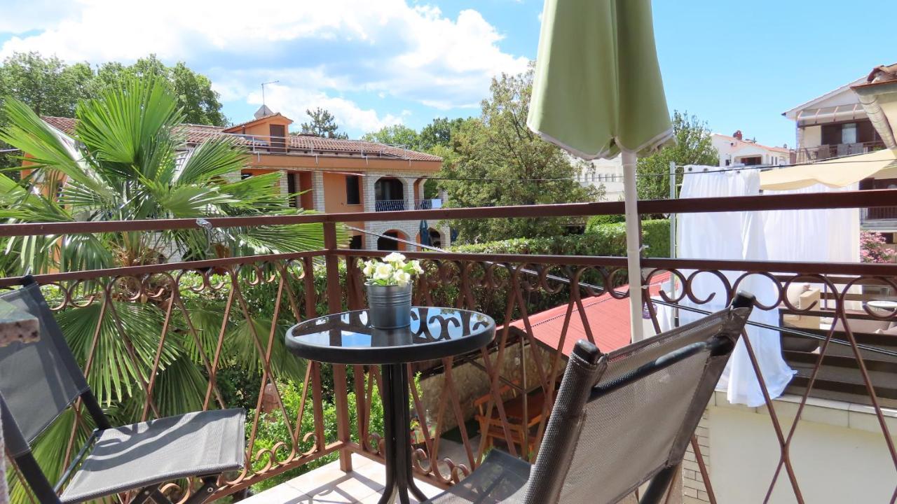 Apartments Kamelija Малинска Экстерьер фото
