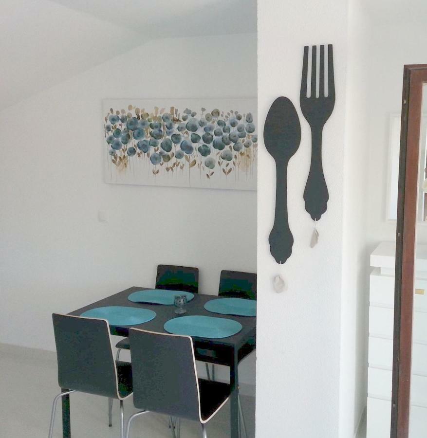 Apartments Kamelija Малинска Экстерьер фото
