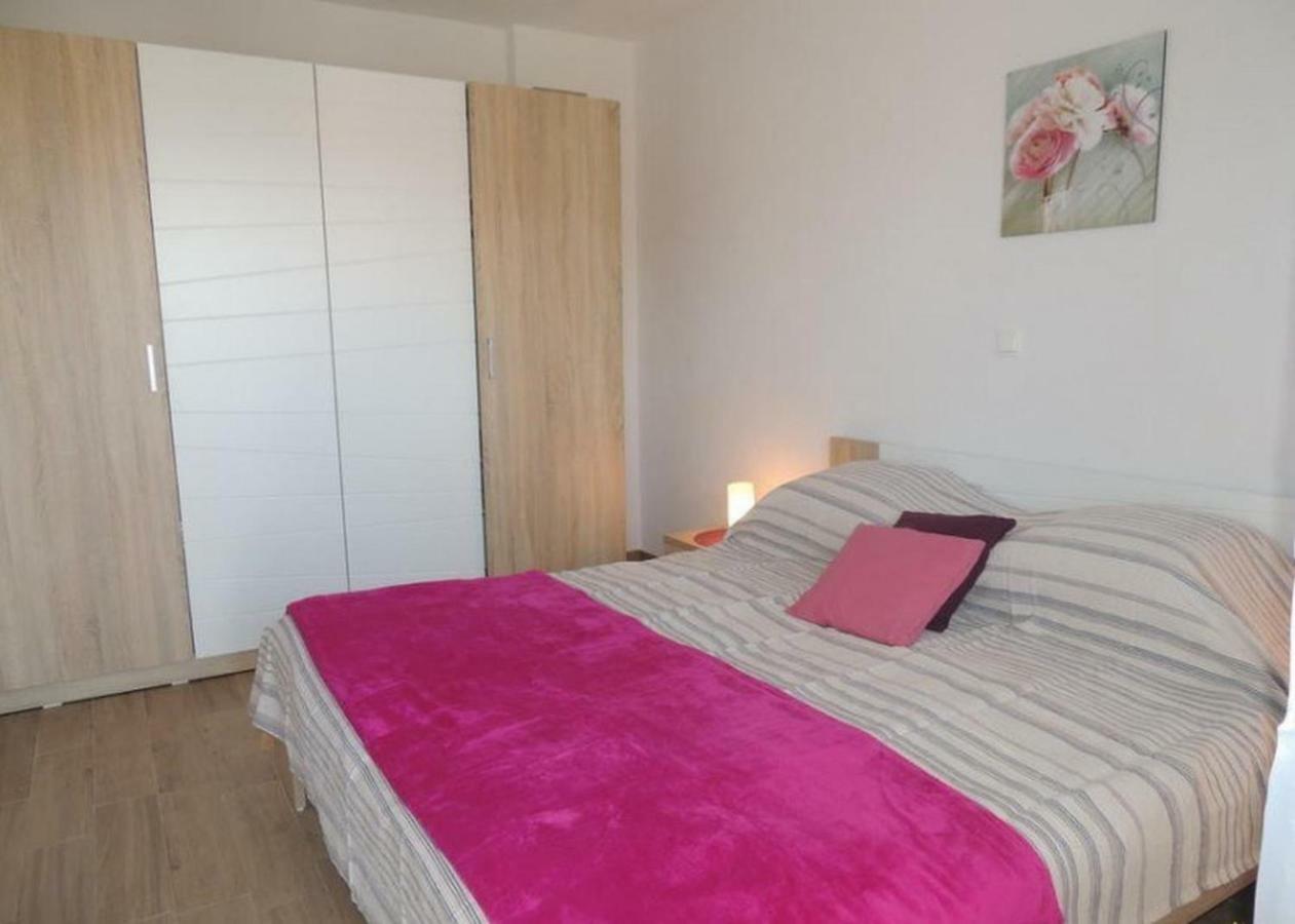 Apartments Kamelija Малинска Экстерьер фото